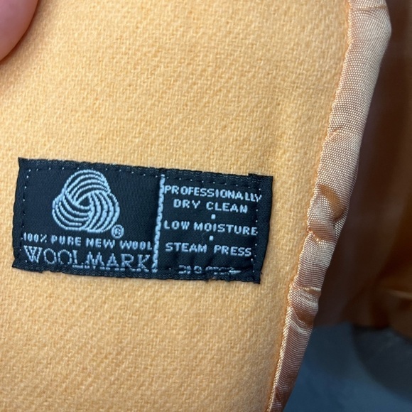 Adolfo International 100% Wool Vintage Blazer Size 8 - Picture 5 of 11